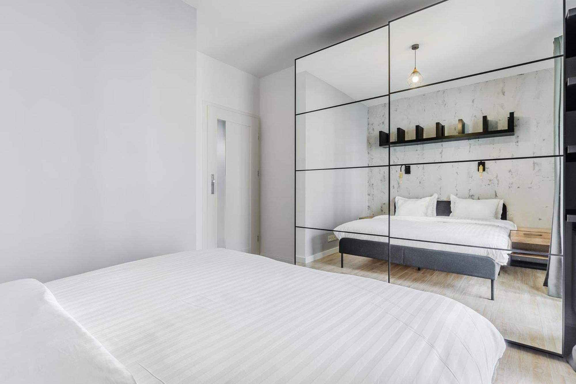 Cozy Family Apartments With Balcony Near Zlote Tarasy Warschau Exterior foto