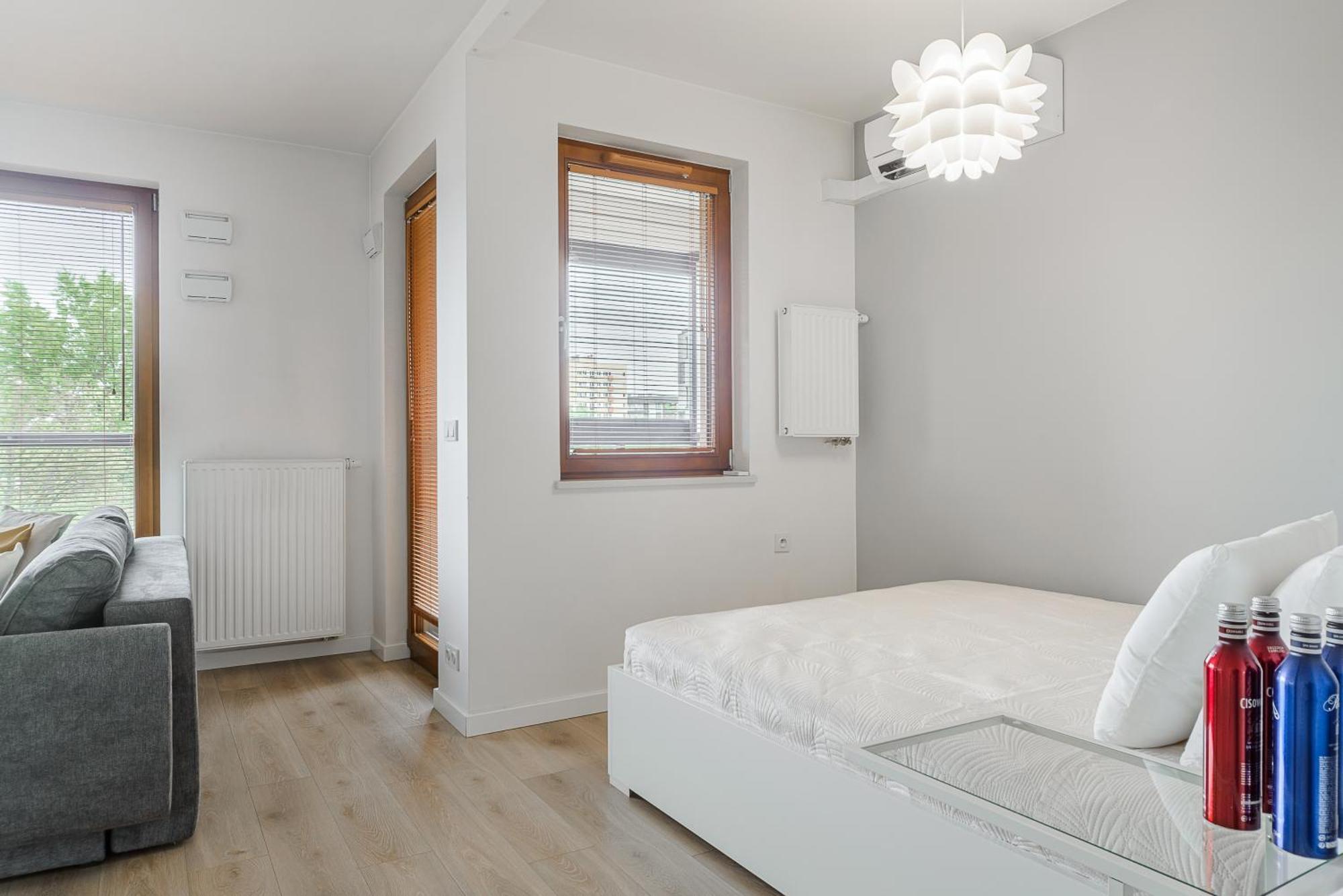 Cozy Family Apartments With Balcony Near Zlote Tarasy Warschau Exterior foto