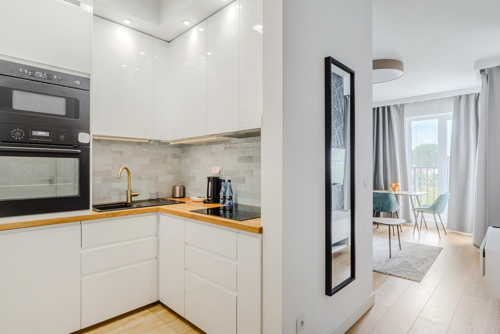 Cozy Family Apartments With Balcony Near Zlote Tarasy Warschau Zimmer foto